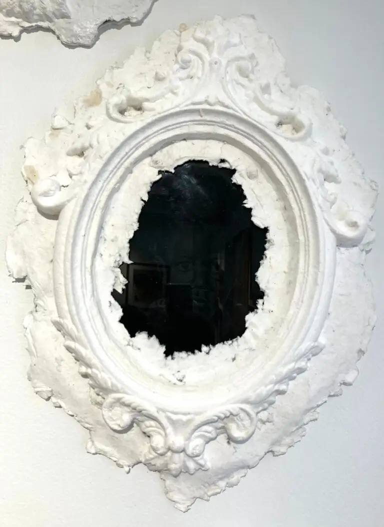 Ron Bechet Black Mirror (1)