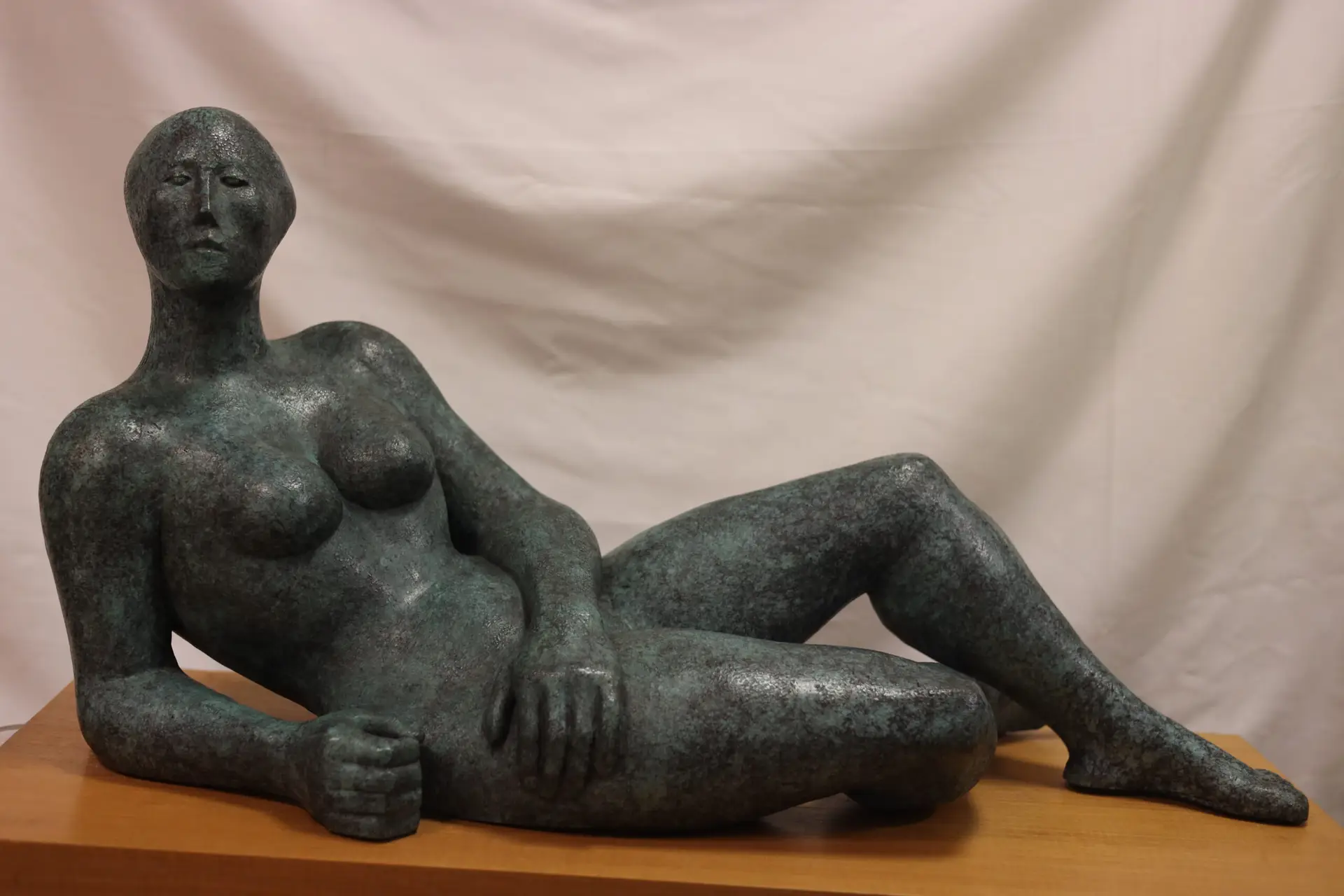 Elizabeth Catlett, Reclining Woman